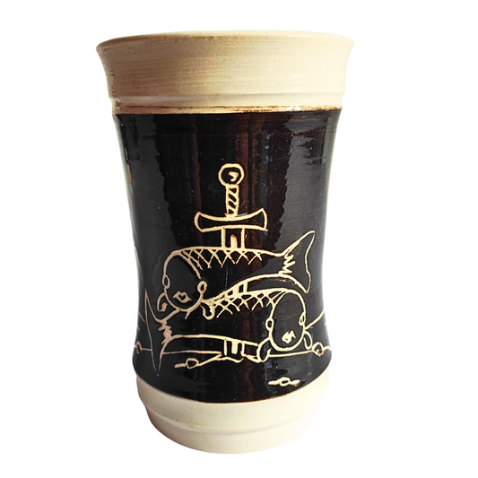 Pint with Fish - SGRAFFITO method